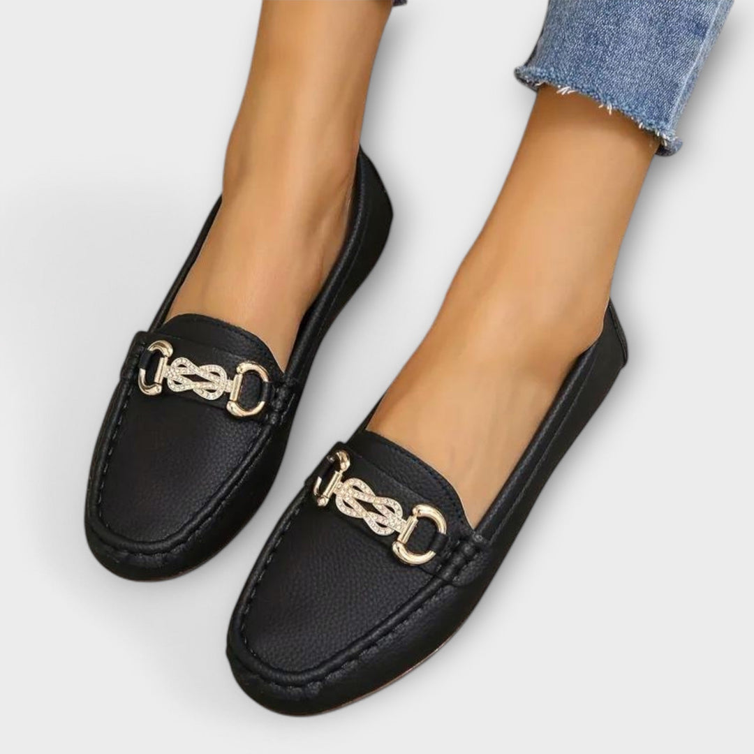 Eva – Tyylikkäät mukavat nahkaiset slip-on-lenkkarit kaupunkiin