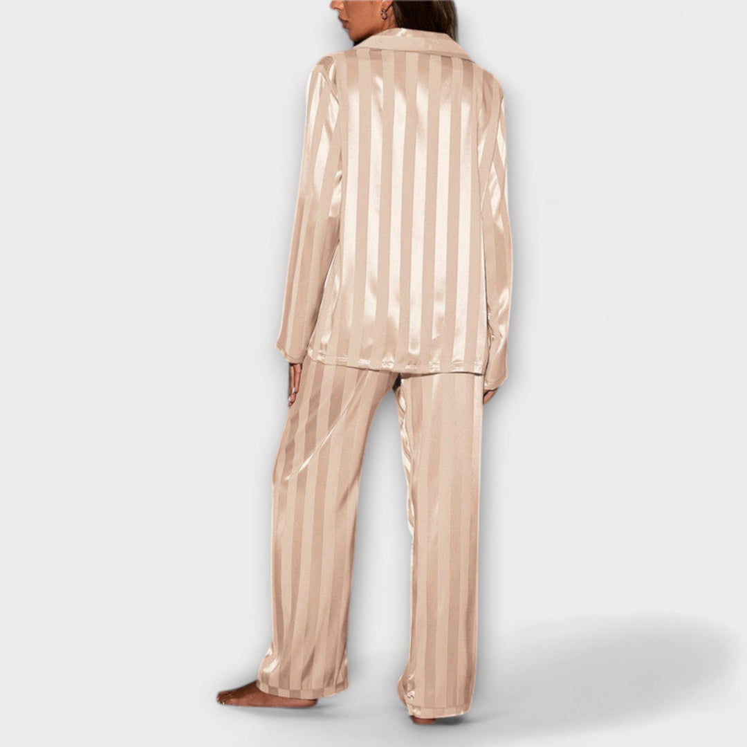 Flair – Ylellinen pyjama