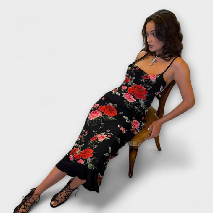 Bodycon-mekko kukkakuviolla ja olkaimilla