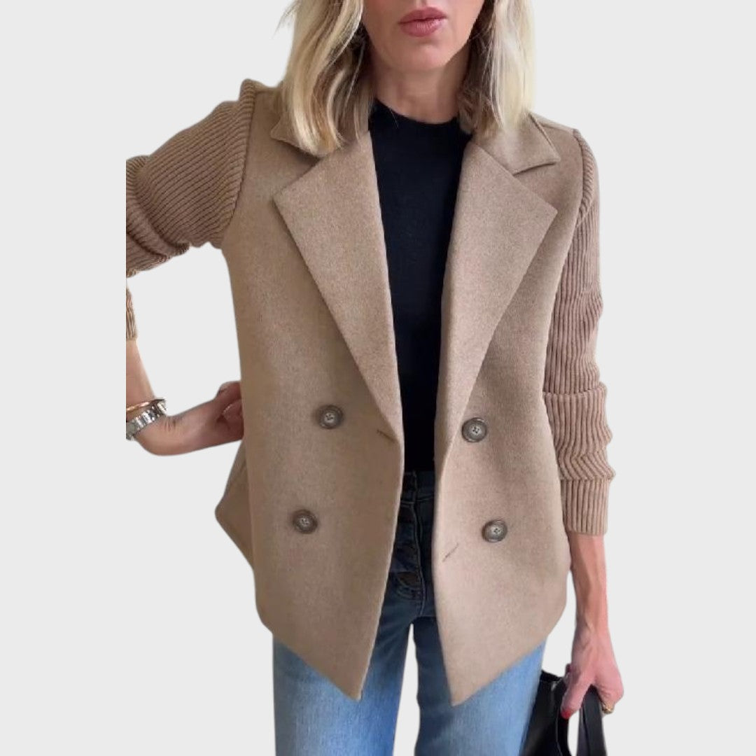Emma – Elegantní blejzr s úpletem na rukávech